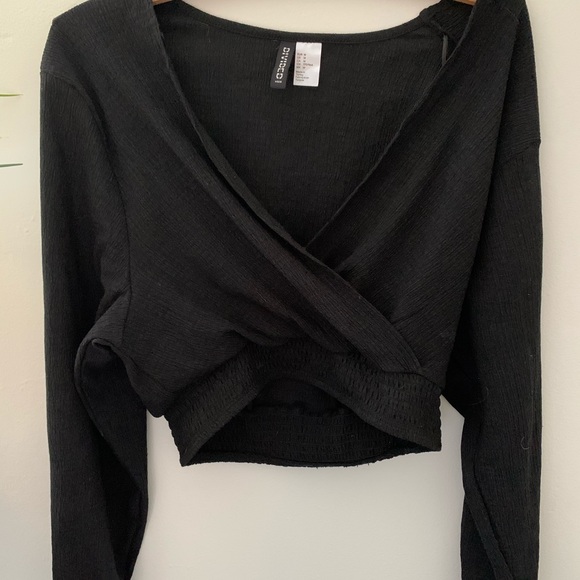 Long sleeve wrap top - Picture 2 of 2